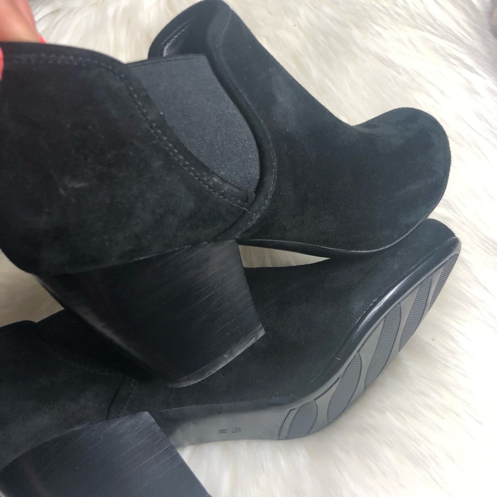 Van Eli Suede Black Slip On Boots SZ 9.5M